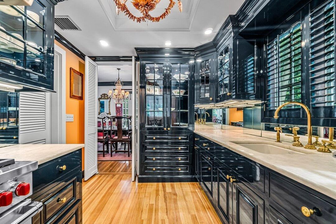 019-263ParkAvenue-PalmBeach-FL-33480-SMA