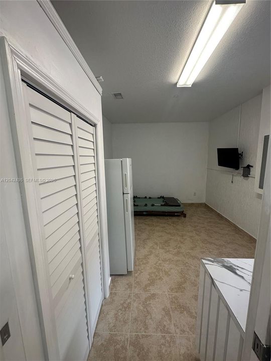 Living/Sleeping area