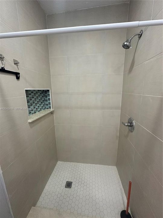 En Renta: $1,100 (1 camas, 1 baños, 1542 Pies cuadrados)