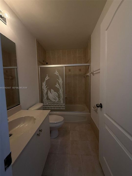 В аренду: $2,200 (2 спален, 2 ванн, 1030 Квадратных фут)
