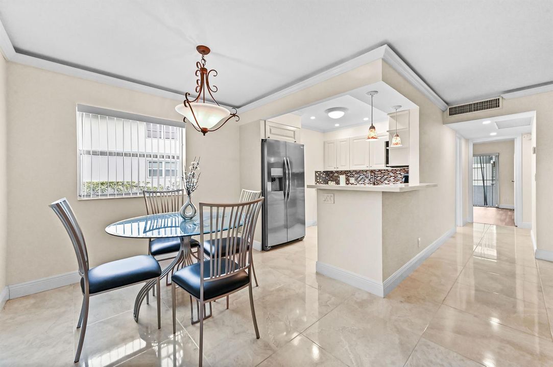 09 Dining area 02