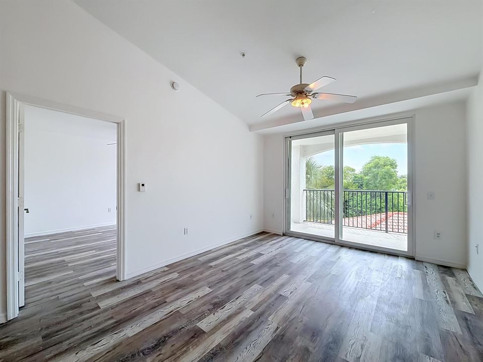 1119 Villa Circle-26