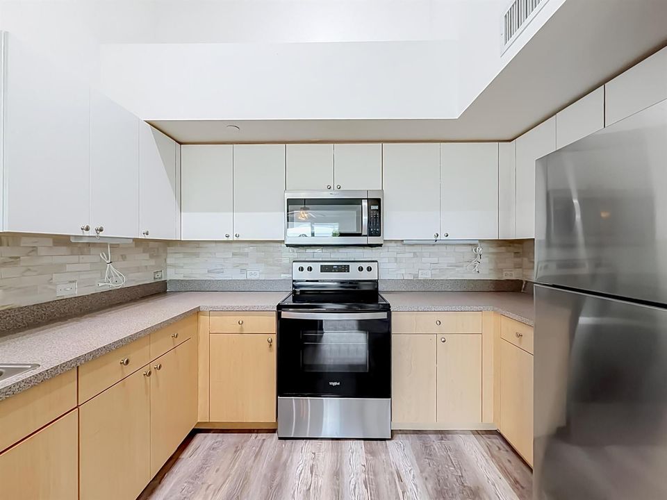 1119 Villa Circle-20