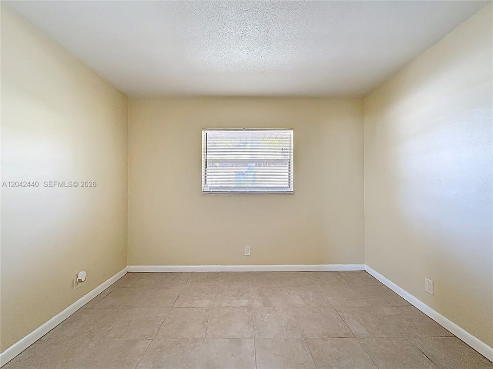 В аренду: $1,600 (2 спален, 1 ванн, 0 Квадратных фут)