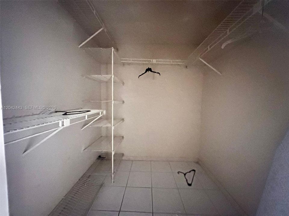 В аренду: $1,500 (1 спален, 1 ванн, 1000 Квадратных фут)