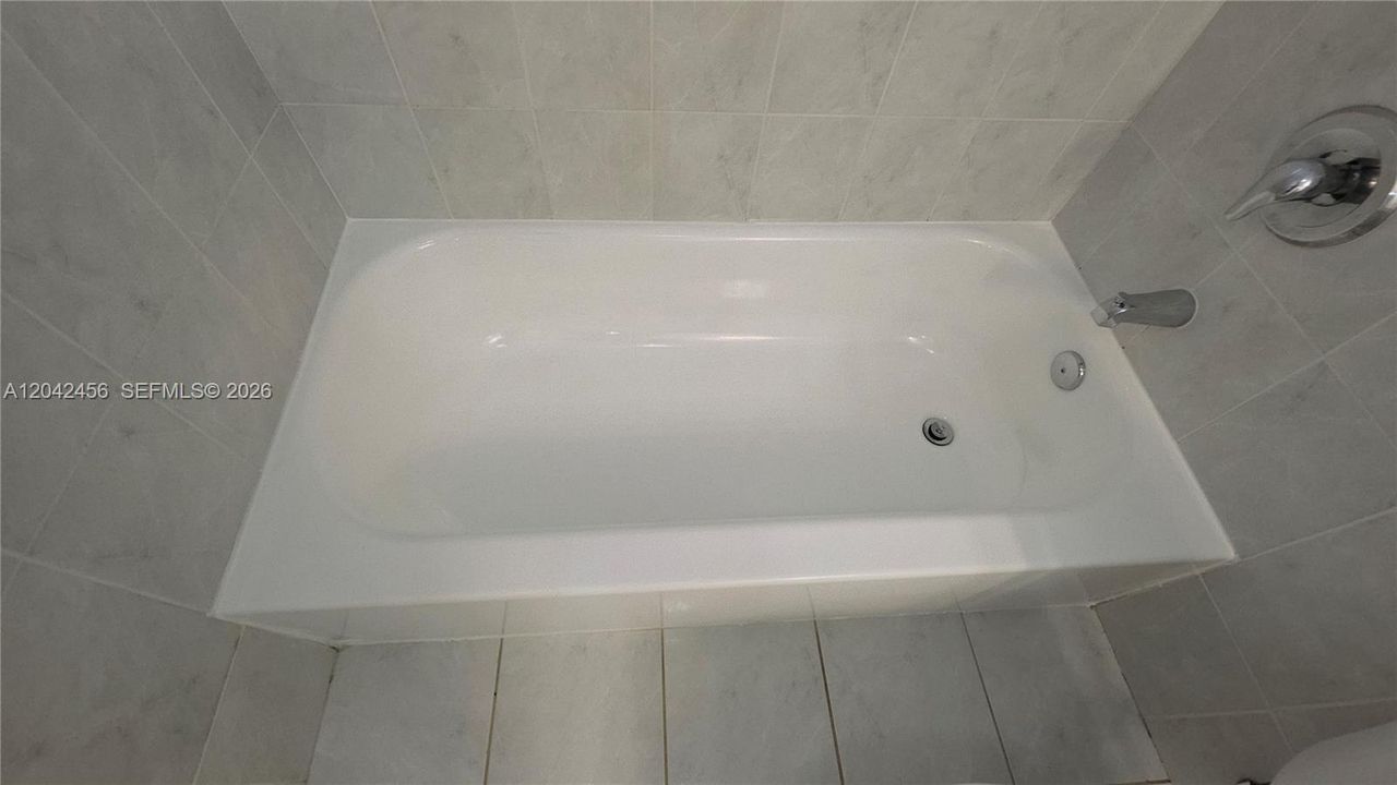 В аренду: $2,000 (1 спален, 1 ванн, 612 Квадратных фут)