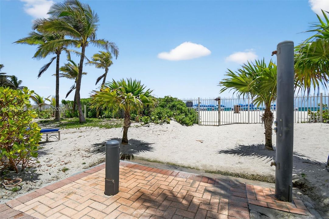Access to the beach