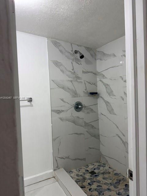 For Rent: $2,500 (2 beds, 1 baths, 1931 Square Feet)