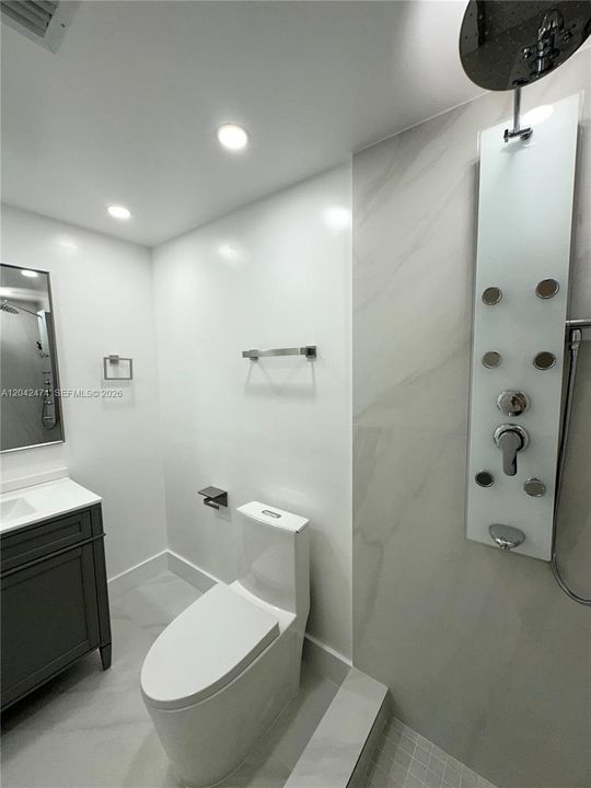 For Rent: $2,200 (1 beds, 1 baths, 620 Square Feet)