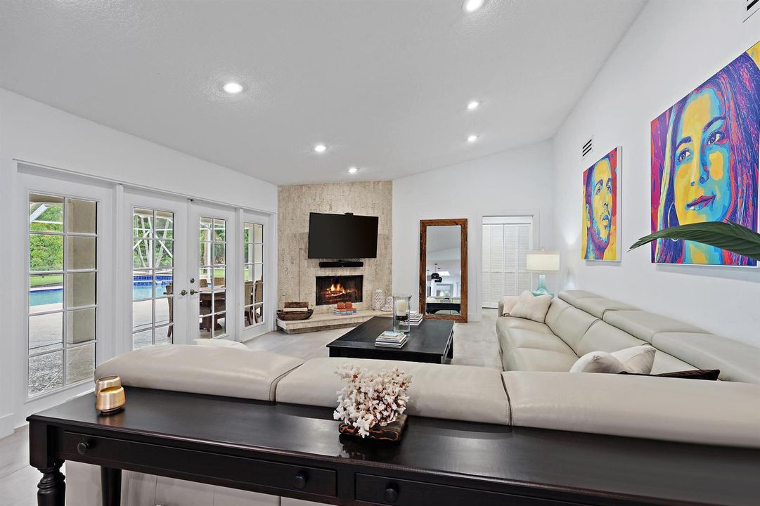 14039 Greentree Trail-8