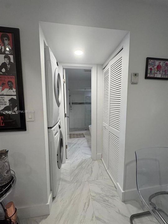 В аренду: $1,900 (1 спален, 1 ванн, 689 Квадратных фут)