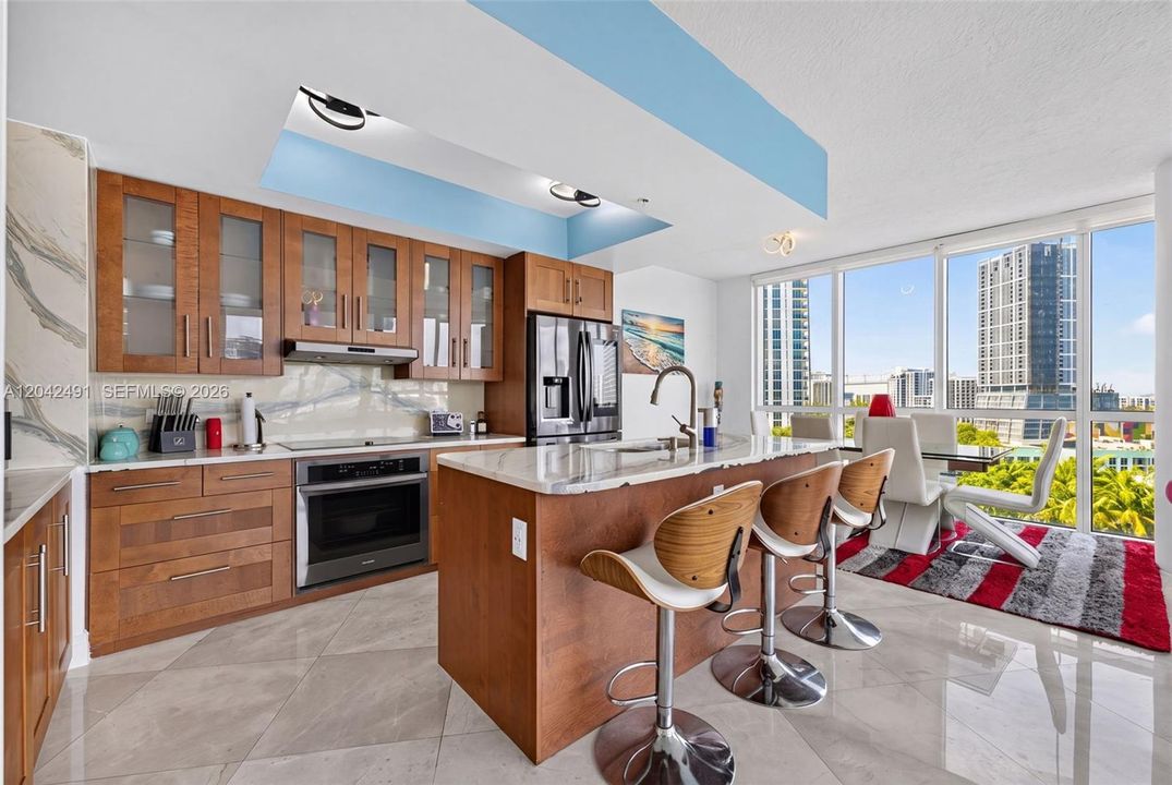 For Sale: $749,000 (2 beds, 2 baths, 1380 Square Feet)