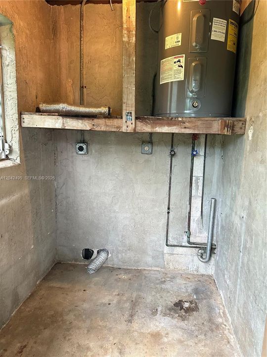 В аренду: $1,950 (4 спален, 2 ванн, 1566 Квадратных фут)