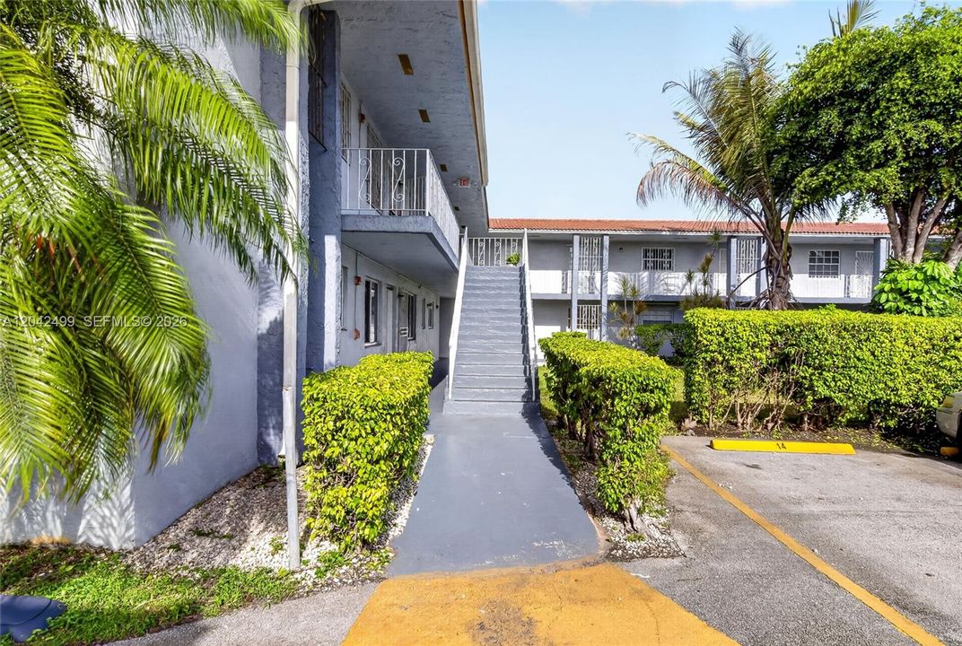 En Venta: $205,000 (3 camas, 1 baños, 800 Pies cuadrados)
