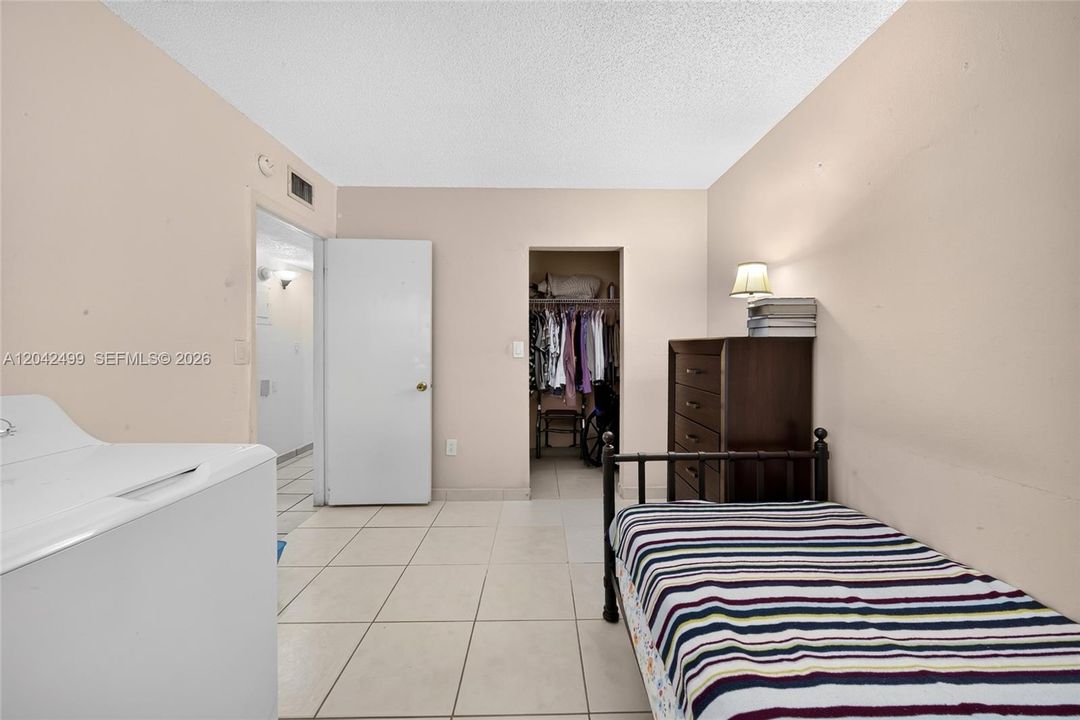 En Venta: $205,000 (3 camas, 1 baños, 800 Pies cuadrados)