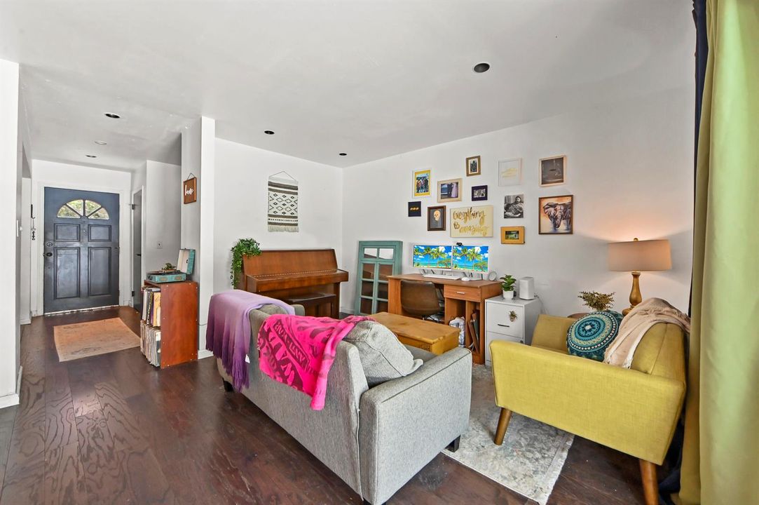 11 Living room 08
