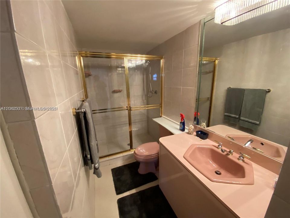На продажу: $659,000 (2 спален, 2 ванн, 1312 Квадратных фут)