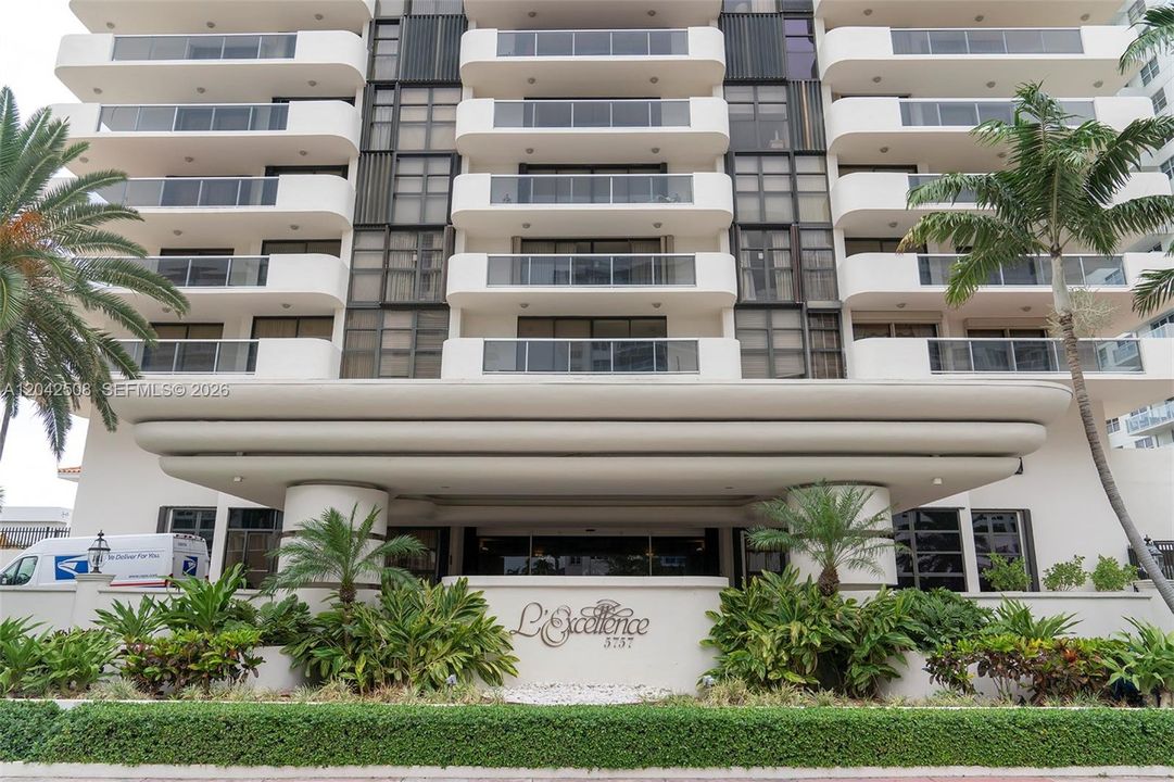 En Venta: $899,000 (2 camas, 2 baños, 1510 Pies cuadrados)