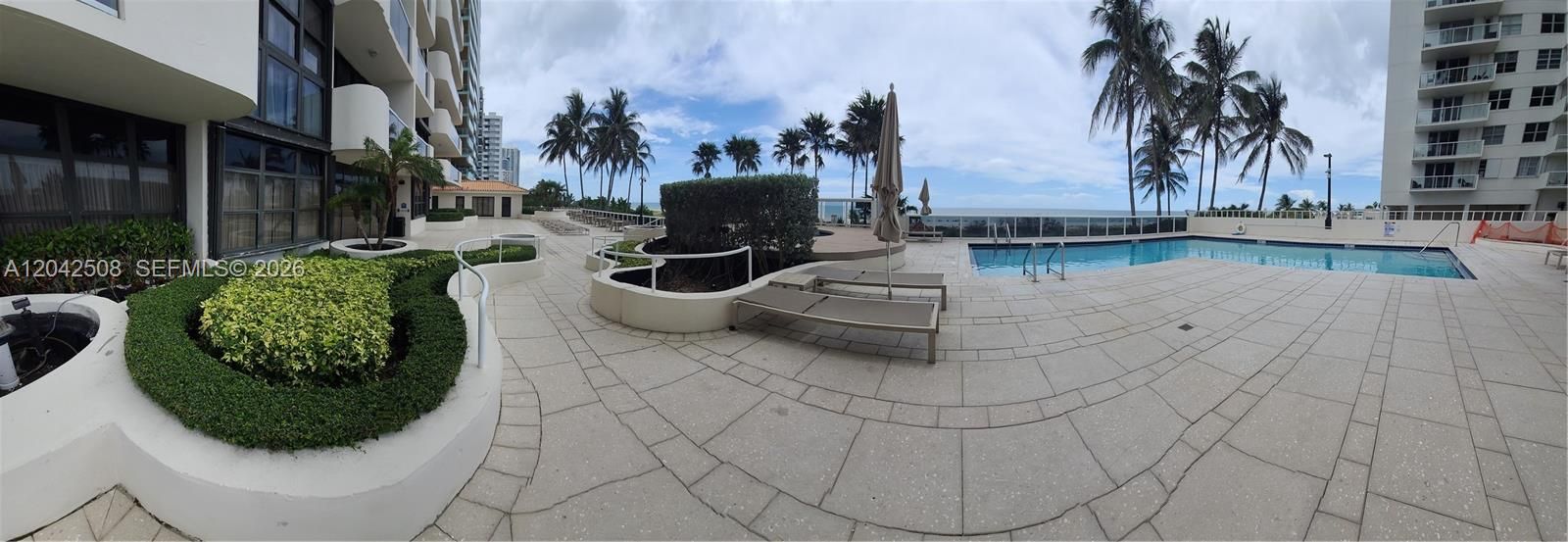 L Pool