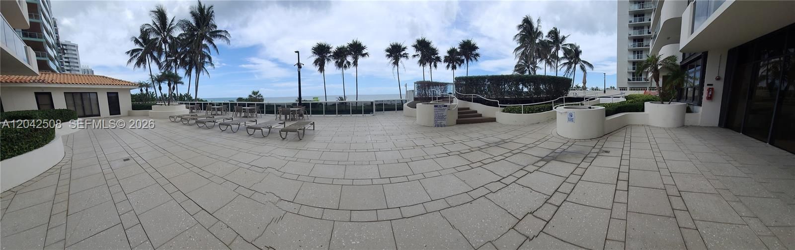 En Venta: $899,000 (2 camas, 2 baños, 1510 Pies cuadrados)