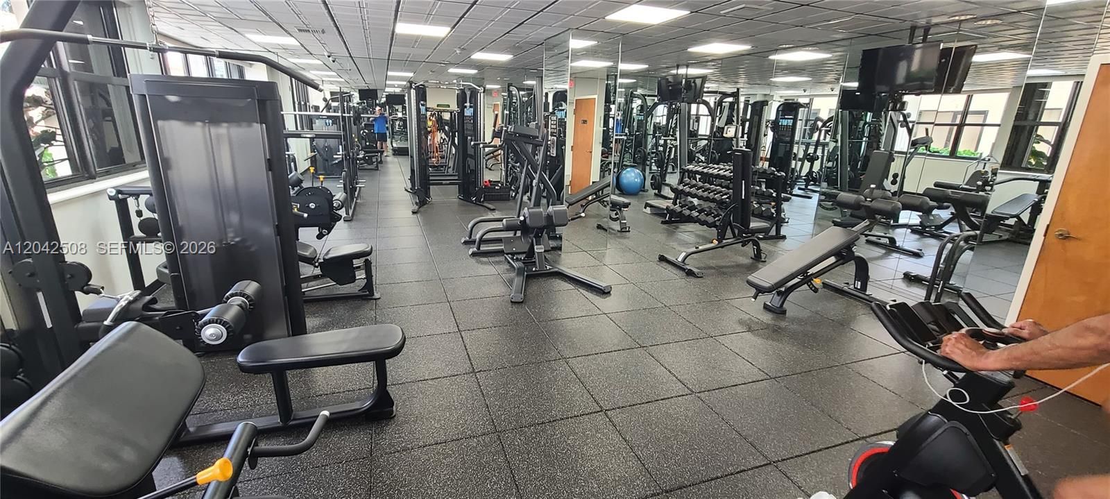 En Venta: $899,000 (2 camas, 2 baños, 1510 Pies cuadrados)