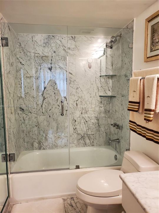 En Venta: $899,000 (2 camas, 2 baños, 1510 Pies cuadrados)
