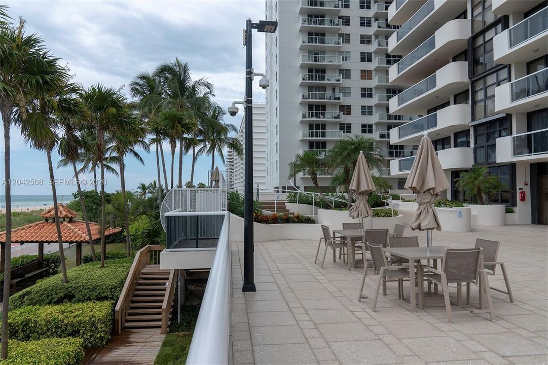 En Venta: $899,000 (2 camas, 2 baños, 1510 Pies cuadrados)