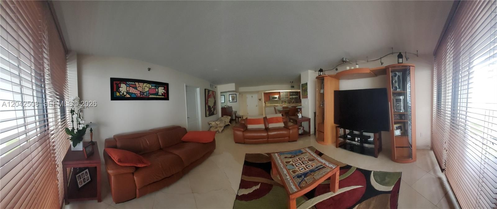 En Venta: $899,000 (2 camas, 2 baños, 1510 Pies cuadrados)