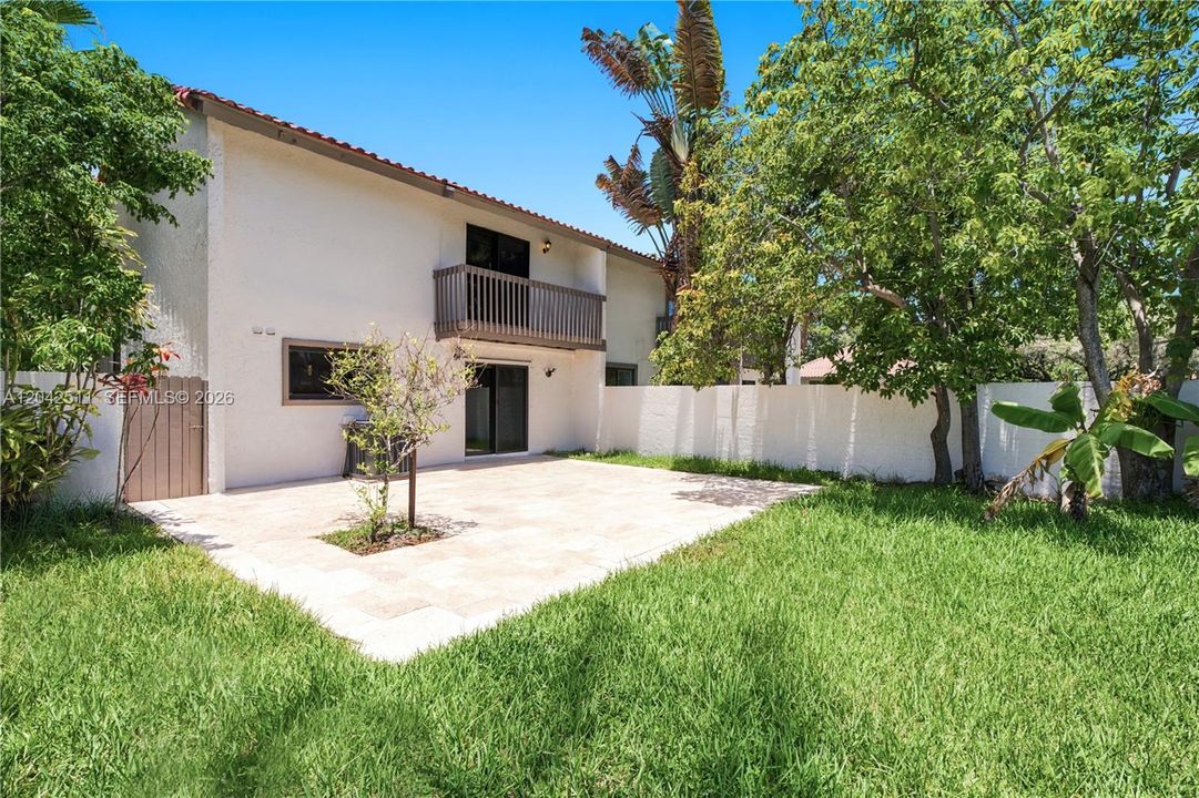 En Venta: $620,000 (3 camas, 2 baños, 1535 Pies cuadrados)