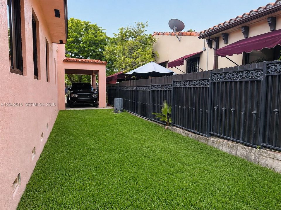En Venta: $1,099,000 (3 camas, 2 baños, 1714 Pies cuadrados)