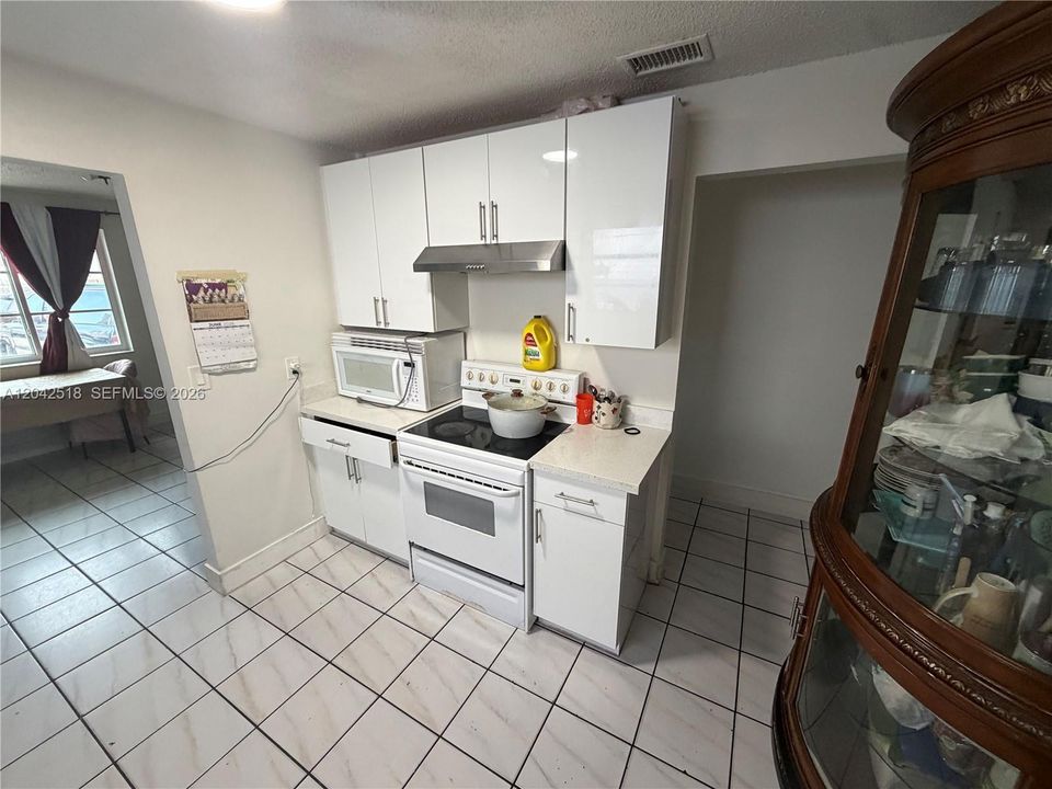 For Sale: $1,200,000 (0 beds, 0 baths, 2975 Square Feet)