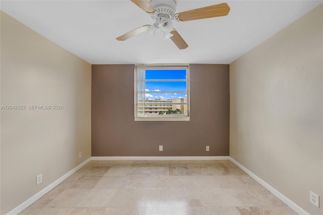 For Rent: $2,400 (2 beds, 2 baths, 1190 Square Feet)