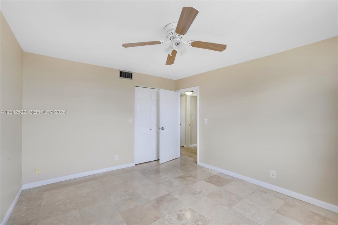 For Rent: $2,400 (2 beds, 2 baths, 1190 Square Feet)