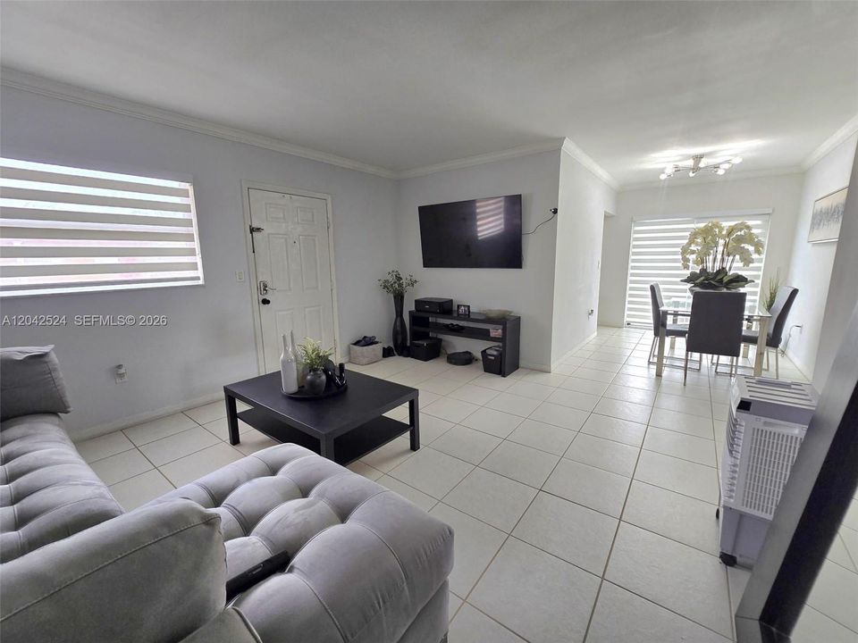 En Venta: $229,000 (2 camas, 1 baños, 794 Pies cuadrados)