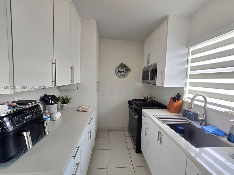 En Venta: $229,000 (2 camas, 1 baños, 794 Pies cuadrados)