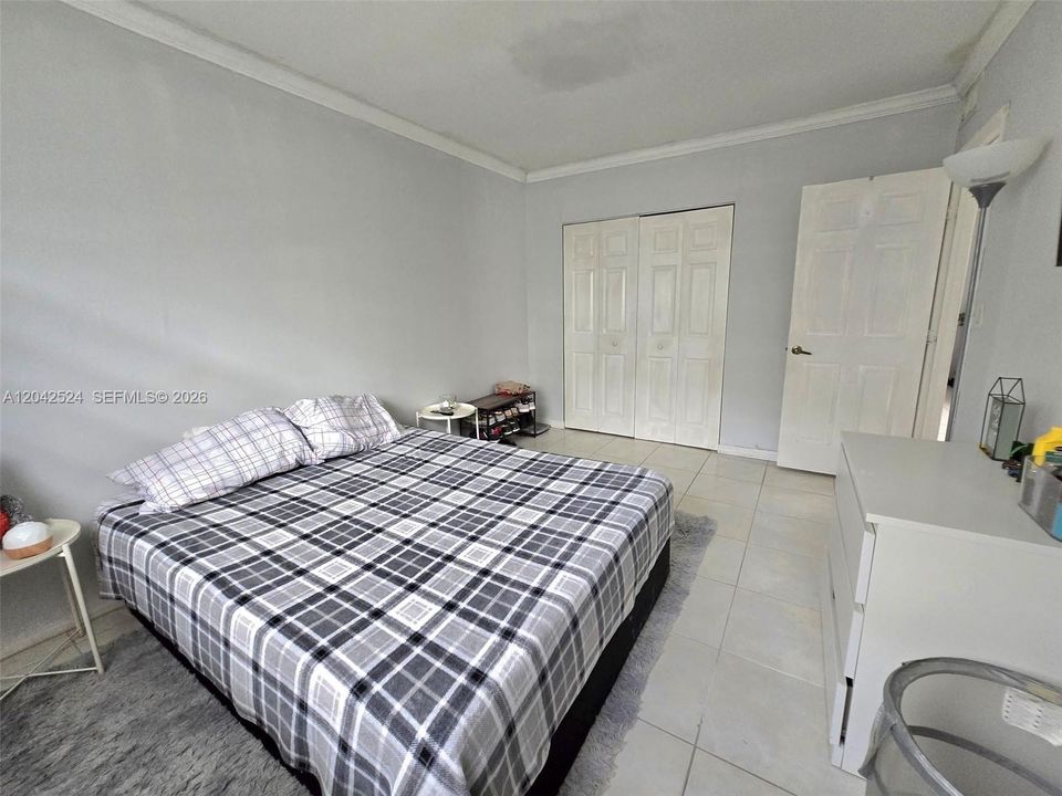 En Venta: $229,000 (2 camas, 1 baños, 794 Pies cuadrados)