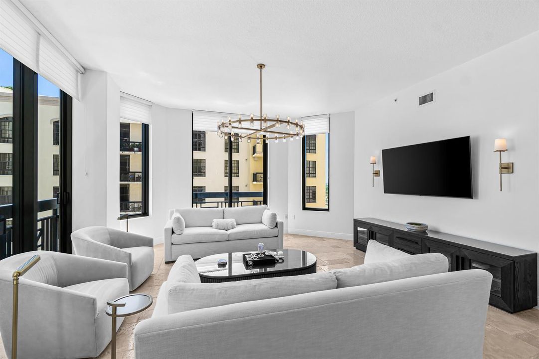 Light-Filled Large Living Room