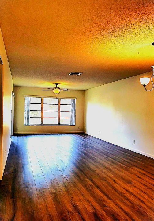 5890 Sugar Palm Living Area