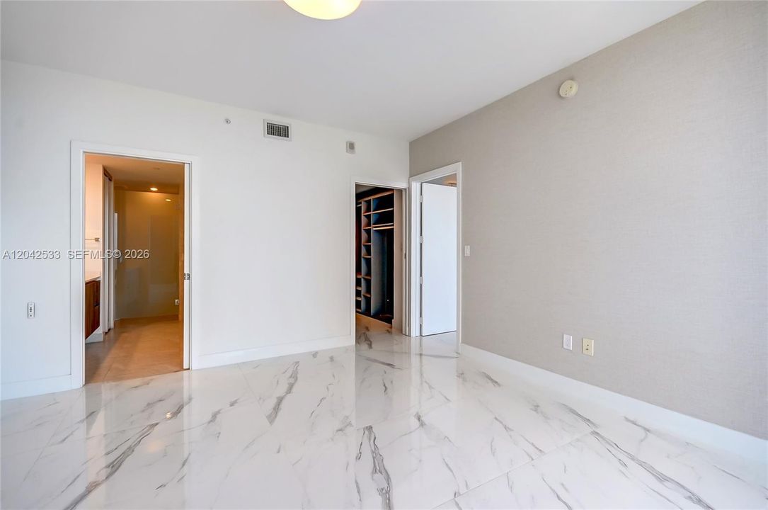 For Sale: $1,589,000 (3 beds, 3 baths, 1592 Square Feet)