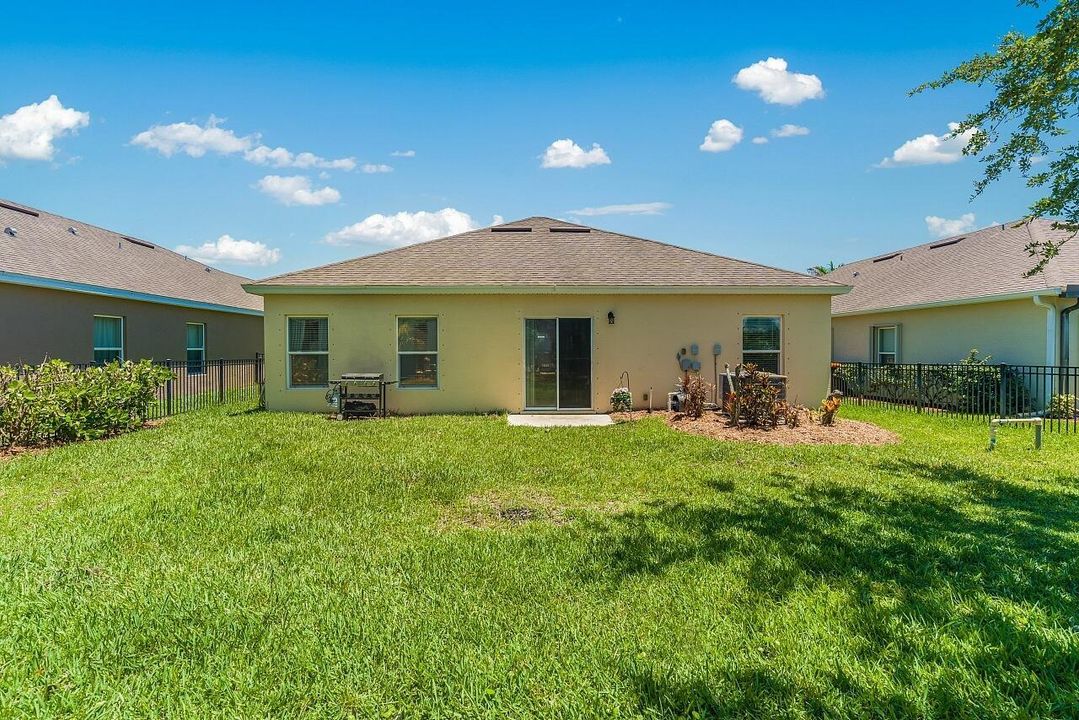 8110-Westfield-Cir-HigMedia-043-1280