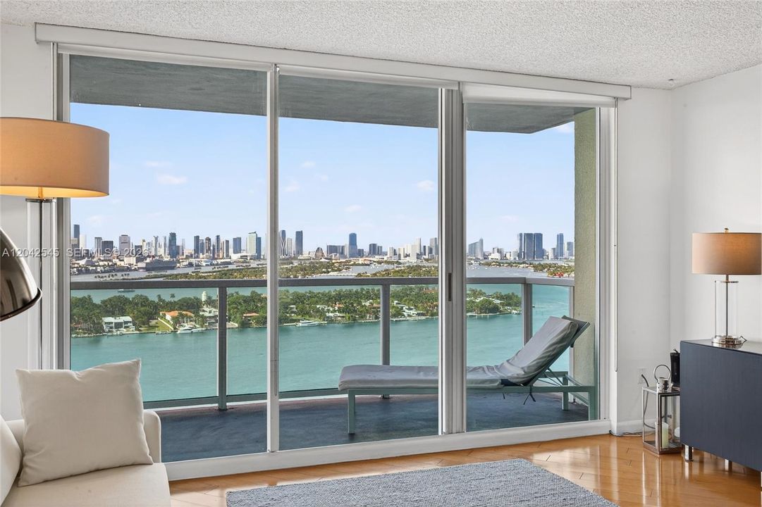 En Venta: $1,325,000 (3 camas, 2 baños, 1234 Pies cuadrados)