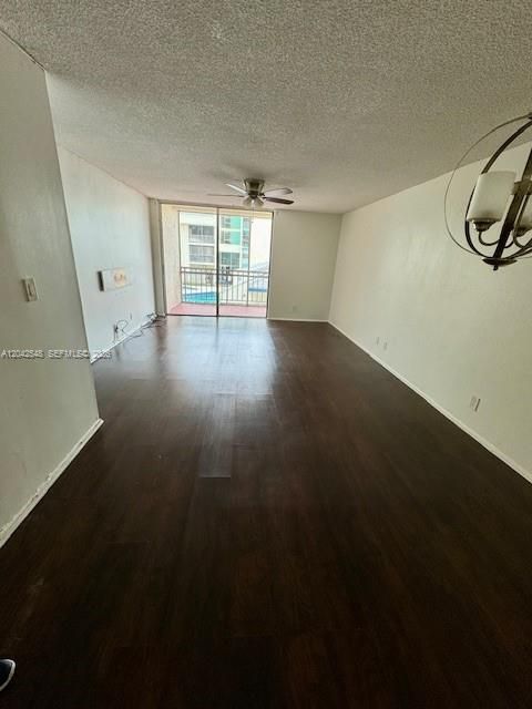 En Venta: $155,000 (2 camas, 2 baños, 950 Pies cuadrados)