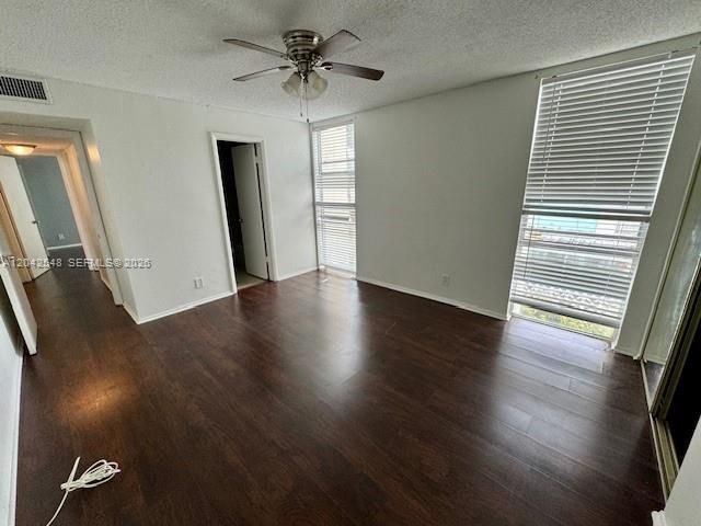 En Venta: $155,000 (2 camas, 2 baños, 950 Pies cuadrados)