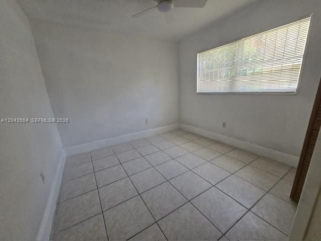 В аренду: $1,950 (2 спален, 1 ванн, 580 Квадратных фут)