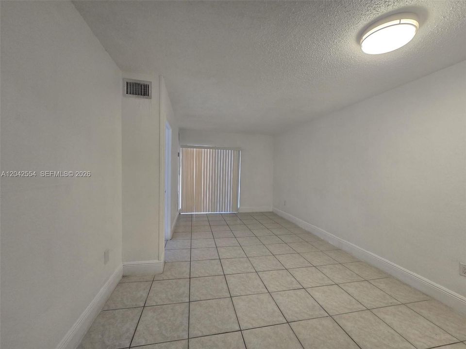 В аренду: $1,950 (2 спален, 1 ванн, 580 Квадратных фут)