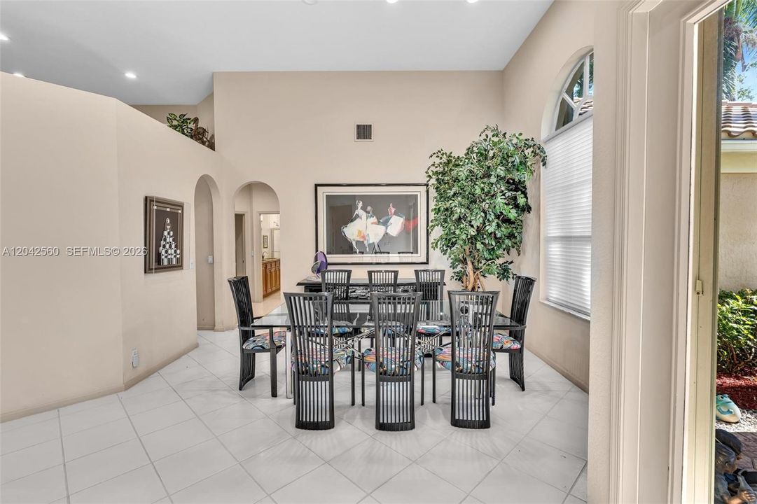 For Sale: $1,475,000 (4 beds, 3 baths, 2718 Square Feet)