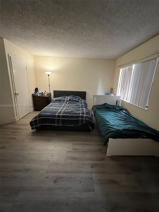 В аренду: $2,400 (2 спален, 2 ванн, 1000 Квадратных фут)