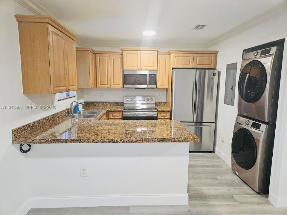 В аренду: $2,800 (3 спален, 2 ванн, 1280 Квадратных фут)