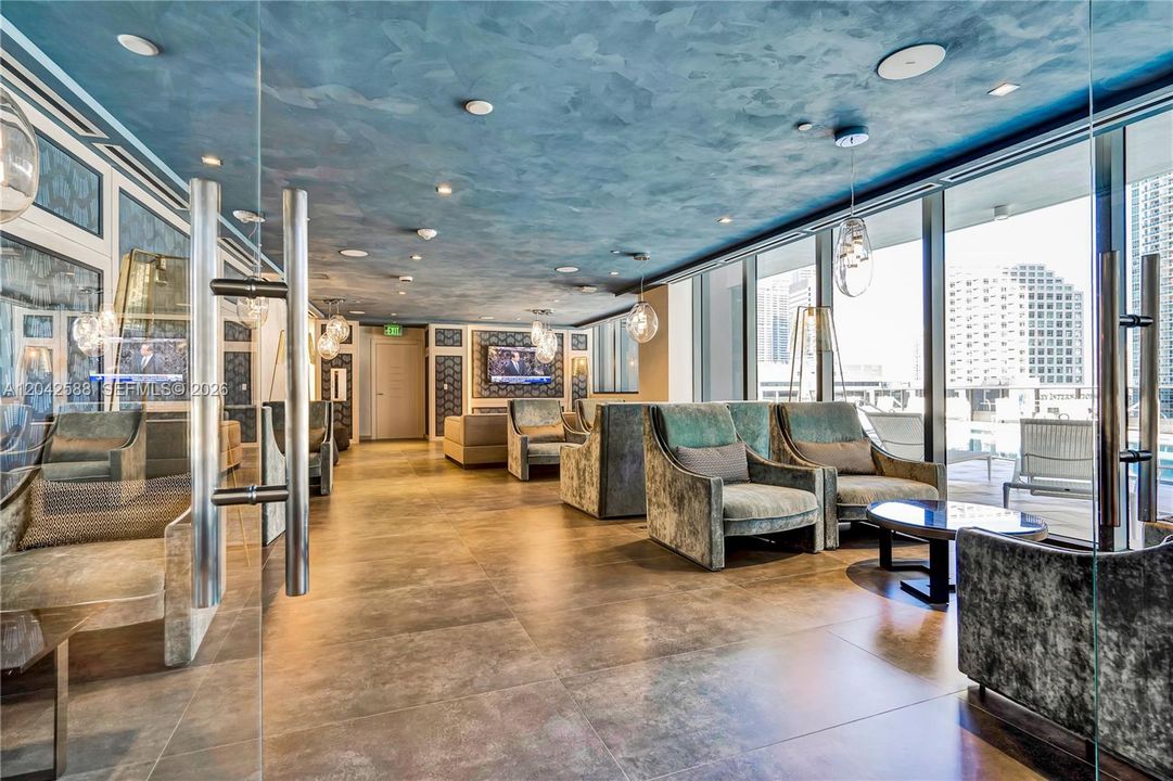 For Sale: $2,790,000 (3 beds, 3 baths, 1909 Square Feet)