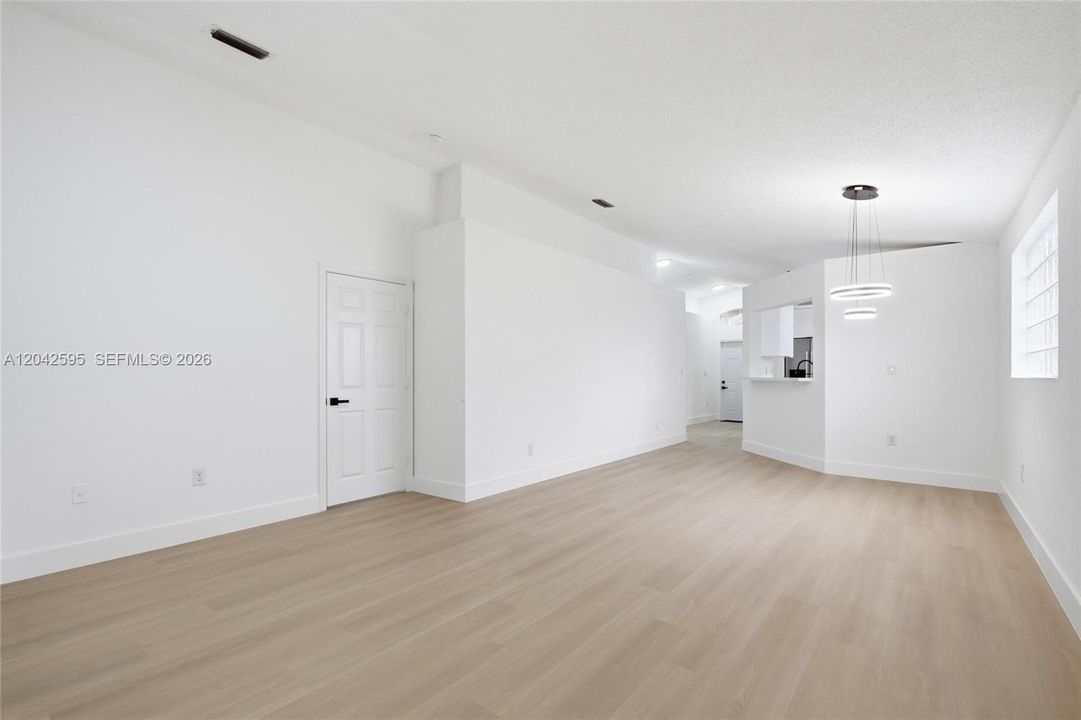 На продажу: $699,000 (3 спален, 2 ванн, 1416 Квадратных фут)